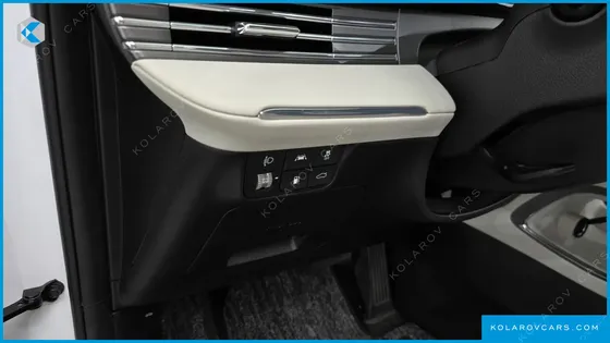 HYUNDAI GRANDEUR 3.3