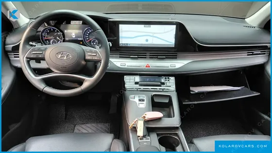 HYUNDAI GRANDEUR 3.0 LPI RENT CAR