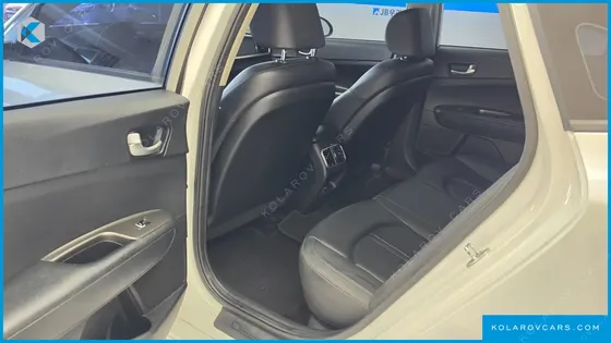 KIA K5 2.0 LPI RENTAL CAR