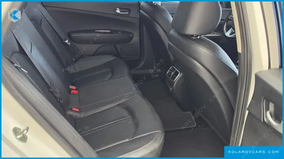 KIA K5 2.0 LPI RENTAL CAR