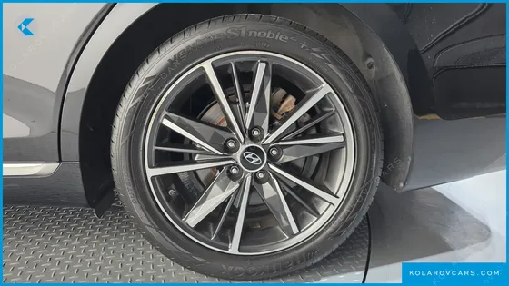 HYUNDAI GRANDEUR 2.5