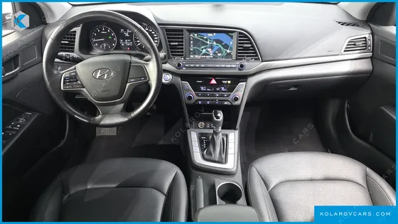 HYUNDAI ELANTRA (AVANTE) 1.6 GDI SMART