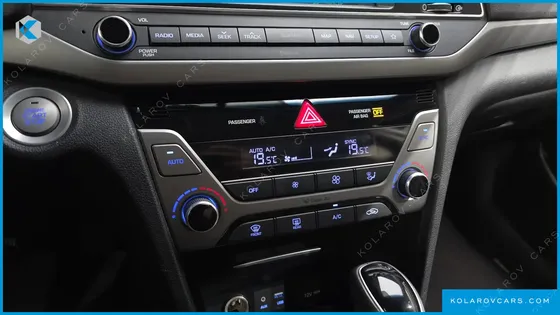 HYUNDAI ELANTRA (AVANTE) 1.6 GDI SMART