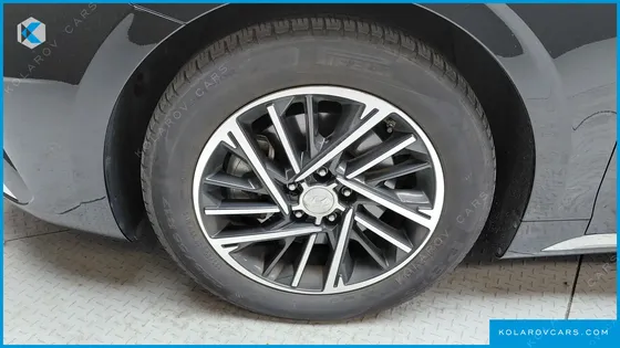 HYUNDAI GRANDEUR 2.5