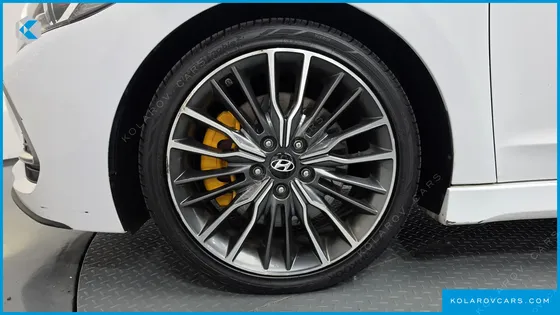 HYUNDAI ELANTRA (AVANTE) 1.6 TURBO SPORT