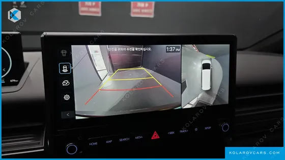 HYUNDAI STARIA EV LOUNGE 11-SEATER