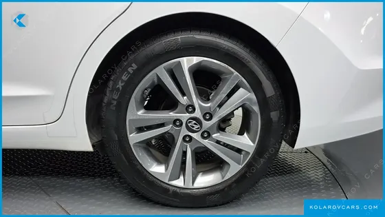 HYUNDAI ELANTRA (AVANTE) 1.6 GDI VALUE PLUS
