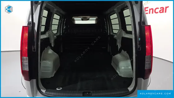 HYUNDAI STARIA L3.5 CARGO 3-SEATER