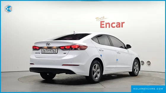 HYUNDAI ELANTRA (AVANTE) 1.6 GDI SMART