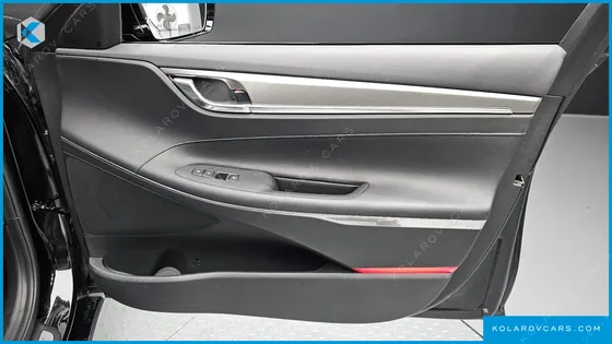 HYUNDAI GRANDEUR 3.3