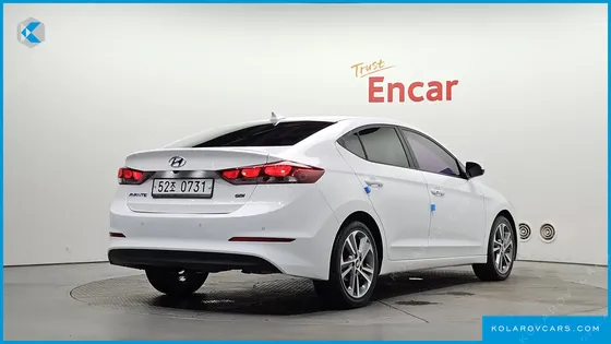 HYUNDAI ELANTRA (AVANTE) 1.6 GDI SMART