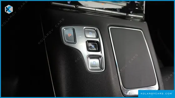 HYUNDAI GRANDEUR 3.0 LPI RENT CAR