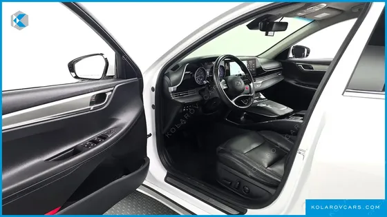 HYUNDAI GRANDEUR 3.0 LPI RENT CAR