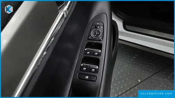 HYUNDAI GRANDEUR 3.0 LPI RENT CAR