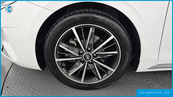HYUNDAI GRANDEUR 2.5