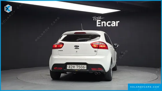 KIA PRIDE 1.6 GDI HATCHBACK