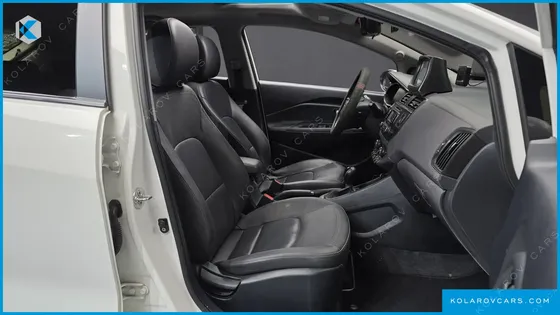 KIA PRIDE 1.6 GDI HATCHBACK
