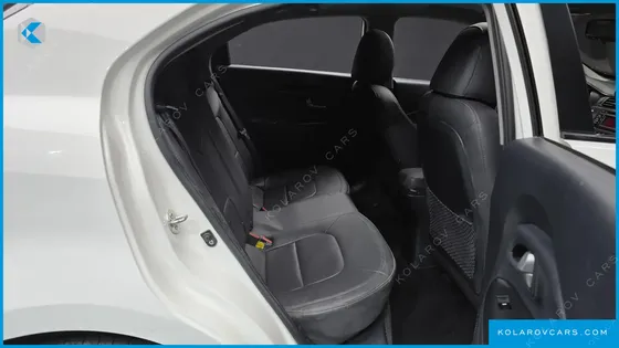 KIA PRIDE 1.6 GDI HATCHBACK