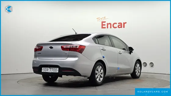 KIA PRIDE 1.6 GDI SEDAN