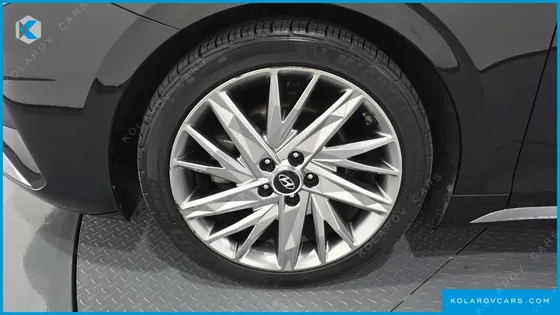HYUNDAI GRANDEUR 2.5