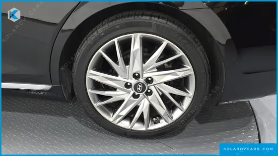 HYUNDAI GRANDEUR 2.5