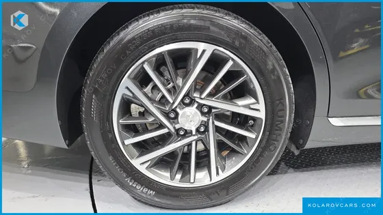 HYUNDAI GRANDEUR 2.5