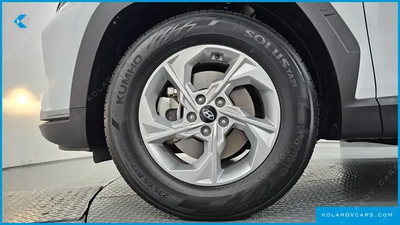HYUNDAI TUCSON DIESEL 2.0 2WD