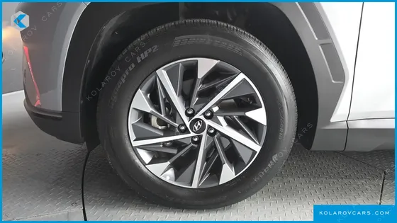 HYUNDAI TUCSON DIESEL 2.0 2WD