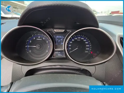 HYUNDAI VELOSTER PYL