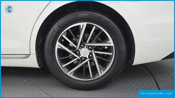 HYUNDAI GRANDEUR 2.5