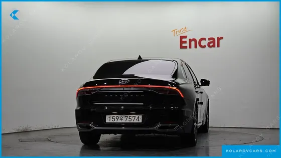 HYUNDAI GRANDEUR 3.3