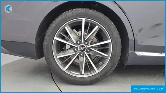 HYUNDAI GRANDEUR 2.5