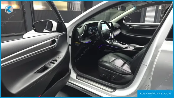 HYUNDAI GRANDEUR 3.0 LPI RENT CAR