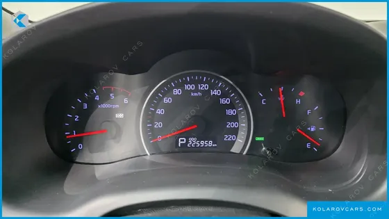 KIA CARNIVAL NEW CARNIVAL LIMOUSINE GLX