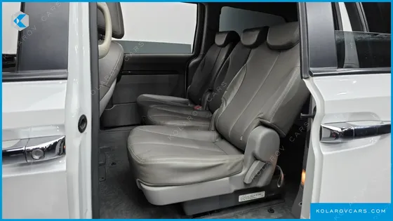 KIA CARNIVAL NEW CARNIVAL LIMOUSINE GLX