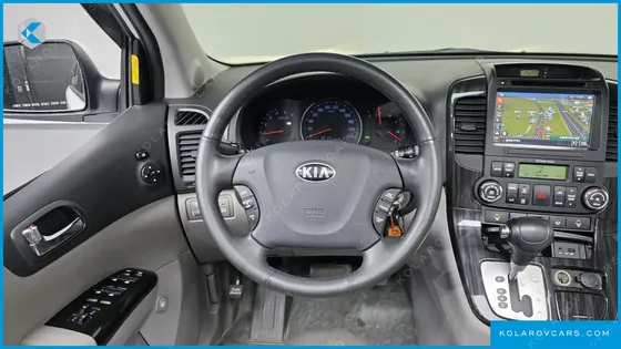KIA CARNIVAL NEW CARNIVAL LIMOUSINE GLX