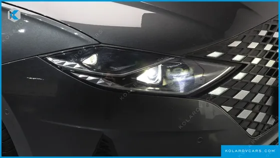 HYUNDAI GRANDEUR 3.3