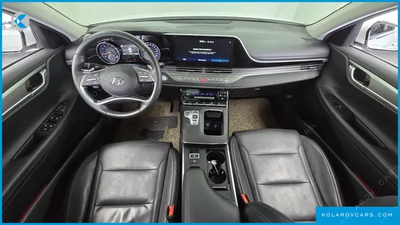 HYUNDAI GRANDEUR 3.0 LPI RENT CAR