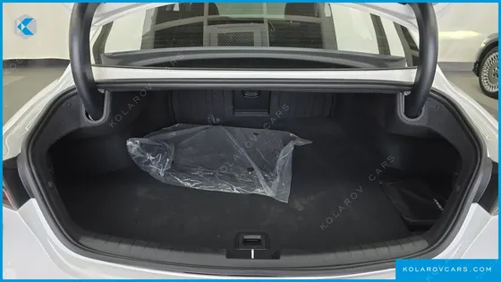 HYUNDAI GRANDEUR 3.0 LPI RENT CAR