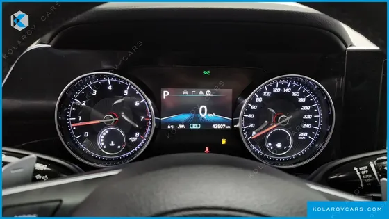 HYUNDAI GRANDEUR 3.0 LPI RENT CAR