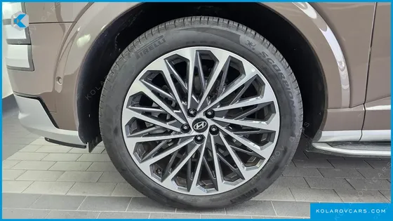 HYUNDAI PALISADE GASOLINE 2.5T 2WD 9-SEATER