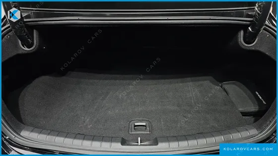 HYUNDAI GRANDEUR 3.0 LPI RENT CAR