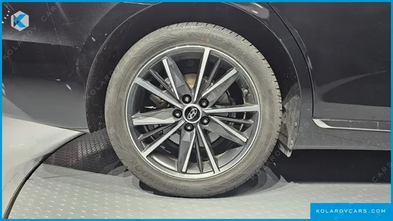 HYUNDAI GRANDEUR 2.5