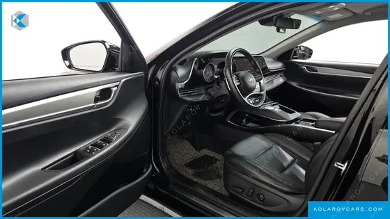 HYUNDAI GRANDEUR 3.0 LPI RENT CAR