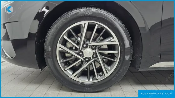 HYUNDAI GRANDEUR 3.0 LPI RENT CAR