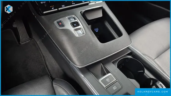 HYUNDAI GRANDEUR 3.0 LPI RENT CAR