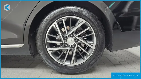 HYUNDAI GRANDEUR 3.0 LPI RENT CAR