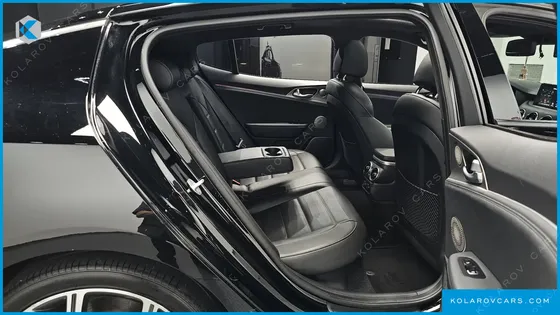 KIA STINGER 3.3 TURBO AWD
