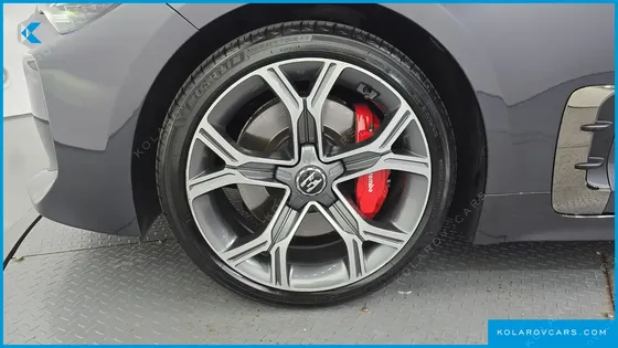 KIA STINGER 2.0 TURBO 2WD
