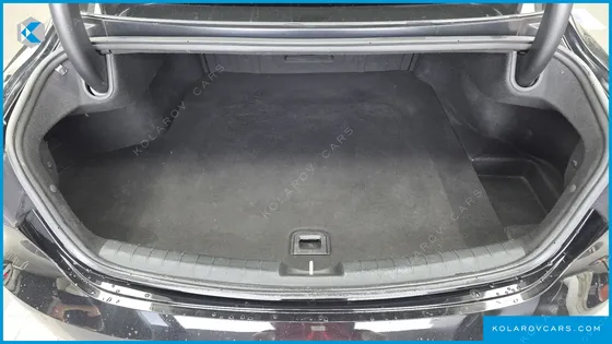 HYUNDAI GRANDEUR 3.0 LPI RENT CAR